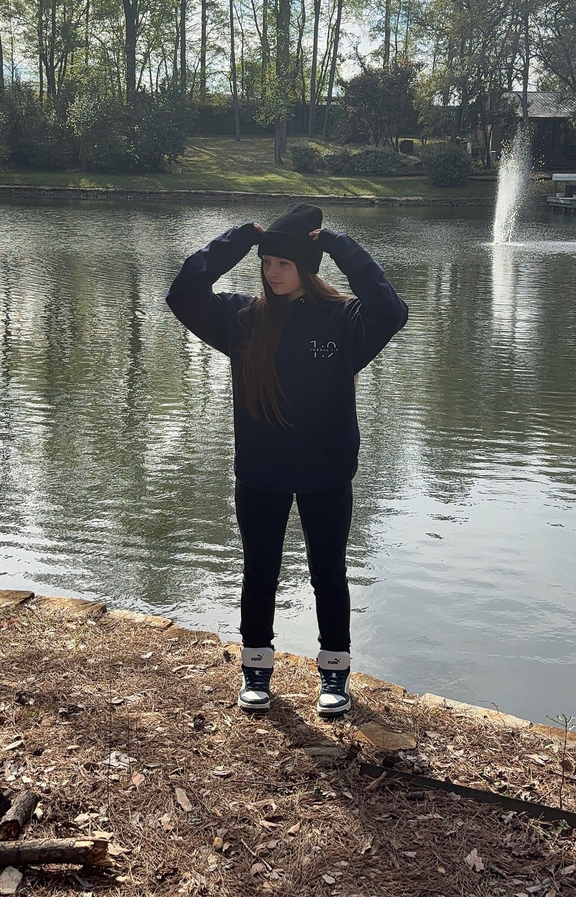 1:9 Hoodie- Navy